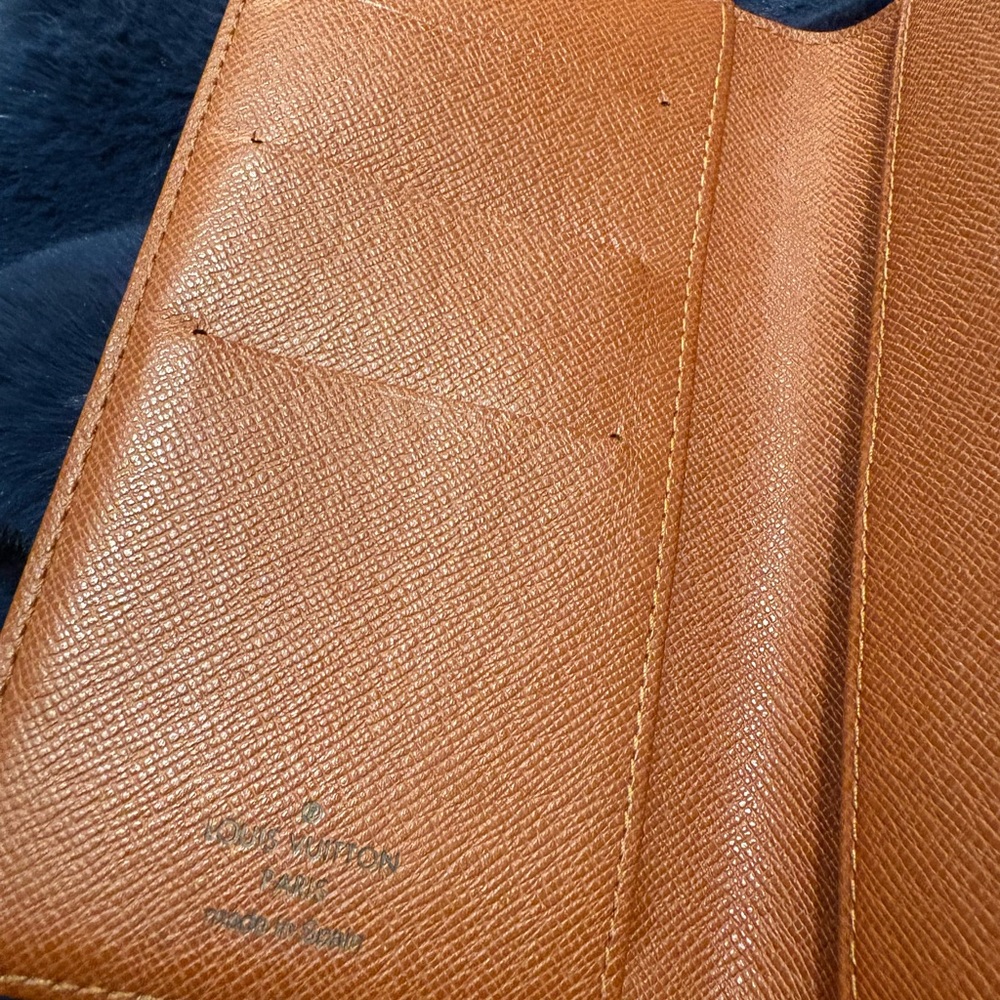 Louis Vuitton Vintage Tan Leather Wallet/ Cardholder - Picture 9 of 14